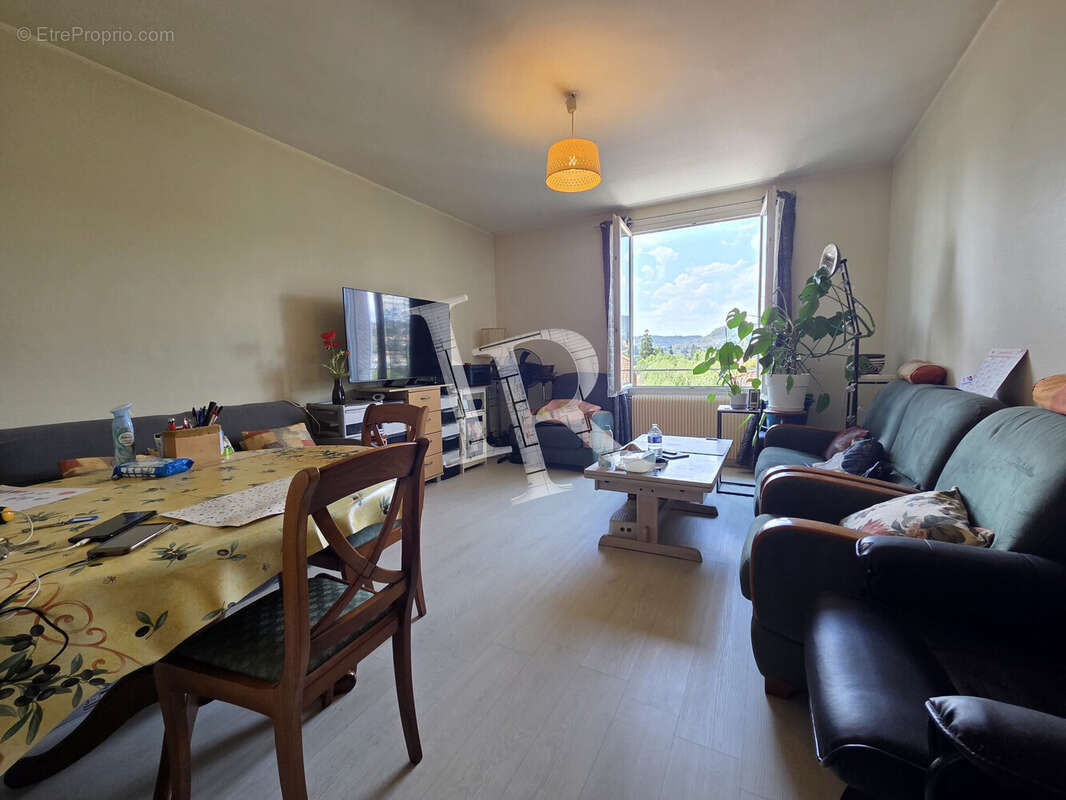 Appartement 70 m² à Le Puy-En-Velay  - photo 3