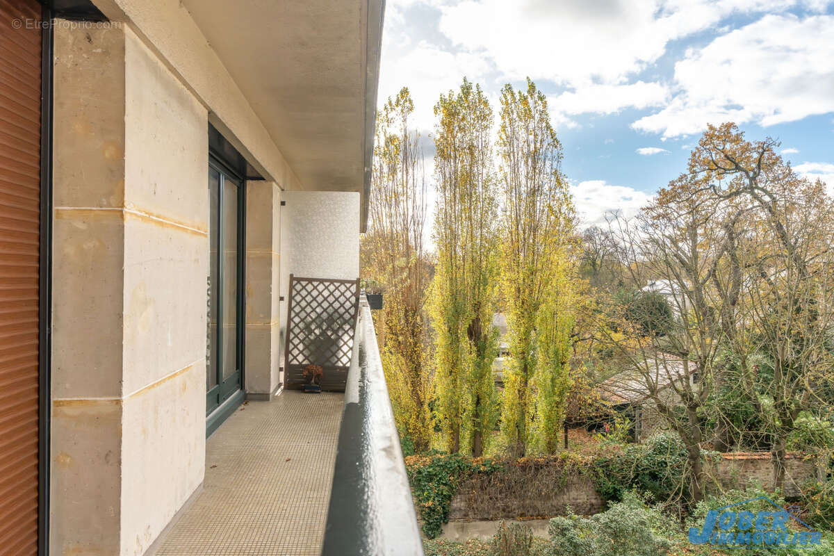 Appartement à NOGENT-SUR-MARNE