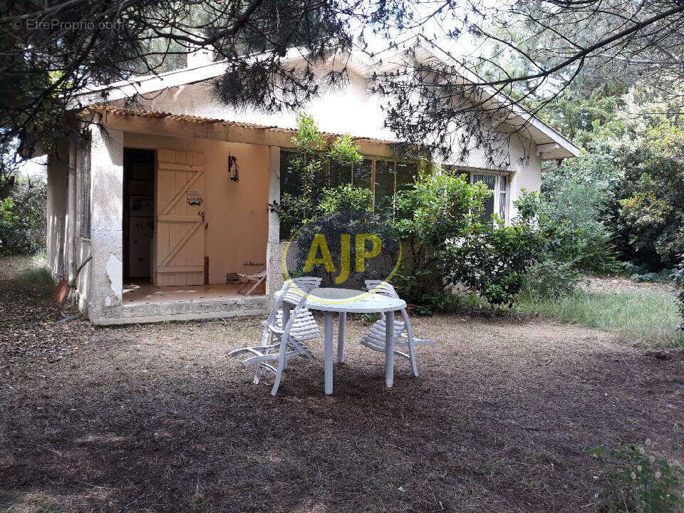 Maison à VENDAYS-MONTALIVET