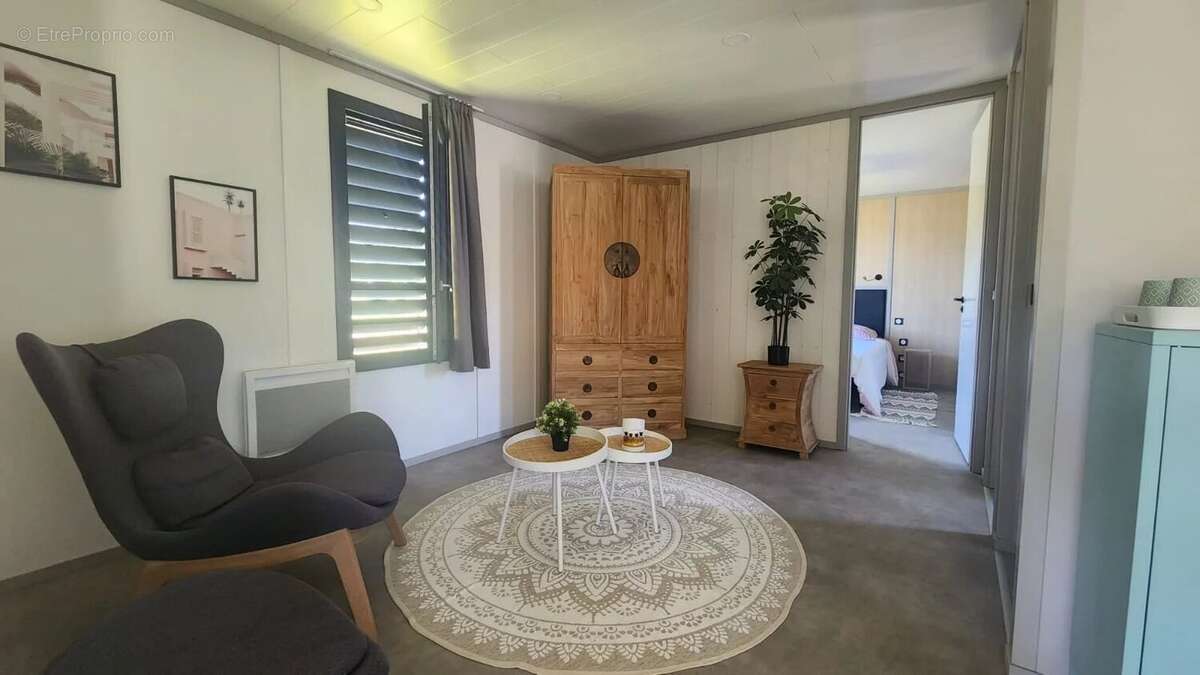 Maison à SAUBRIGUES