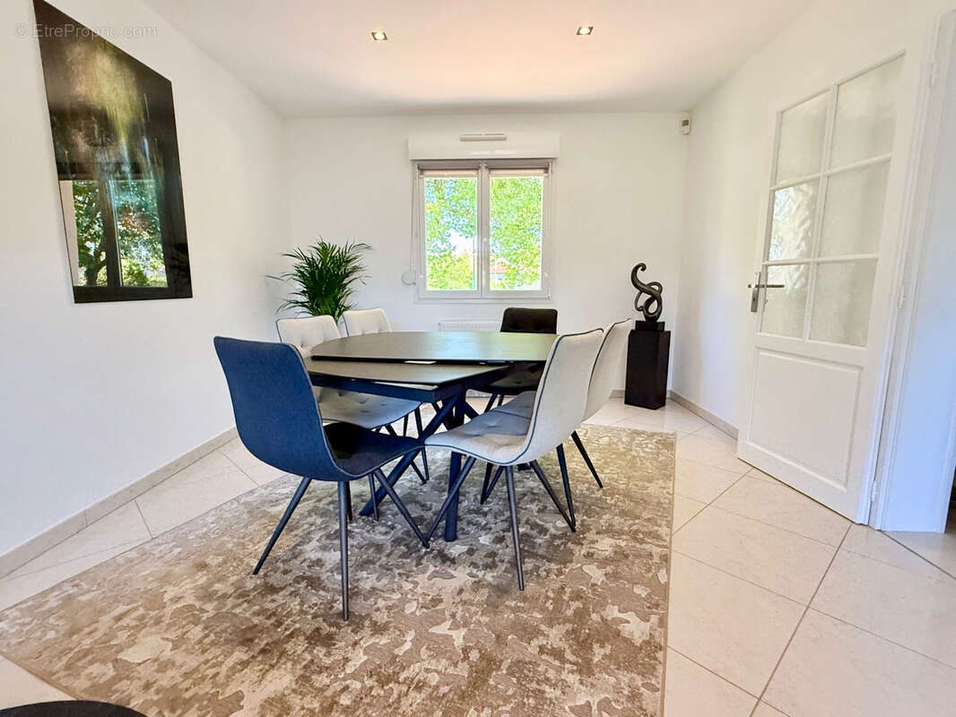 Maison à GUENANGE