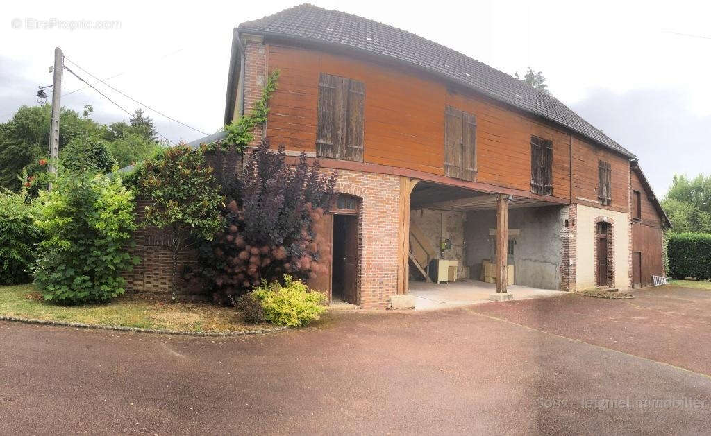 Maison de caractere et sa piscine - photo 19