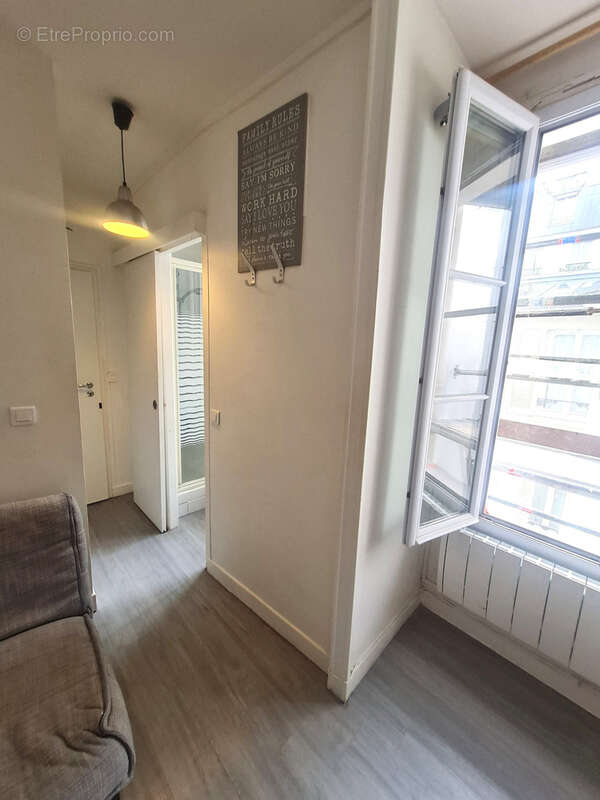 Appartement à PARIS-7E