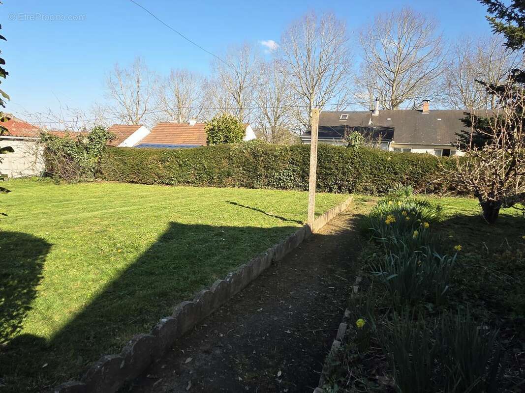 Maison à CHATEAU-GONTIER