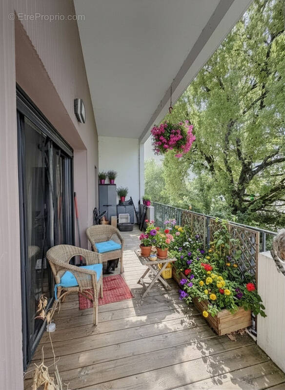 Appartement à SAINT-ORENS-DE-GAMEVILLE