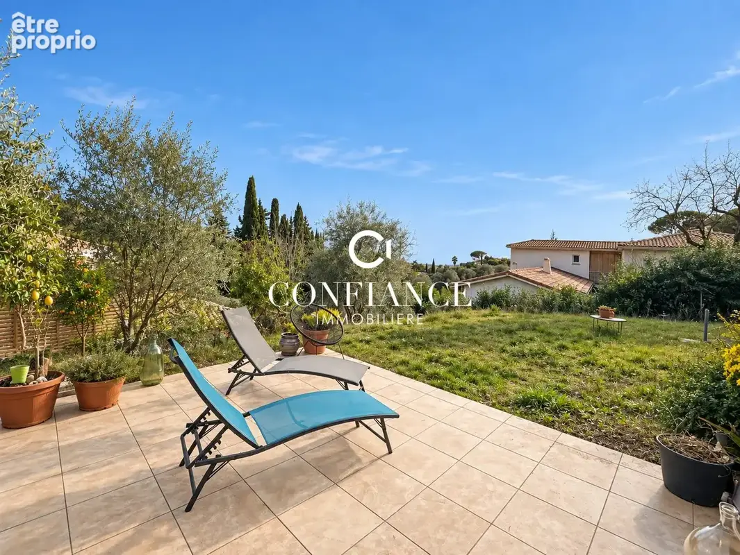 Maison 4 pièces 130 m² à vendre à Tourrettes-Sur-Loup (06140) - photo 2