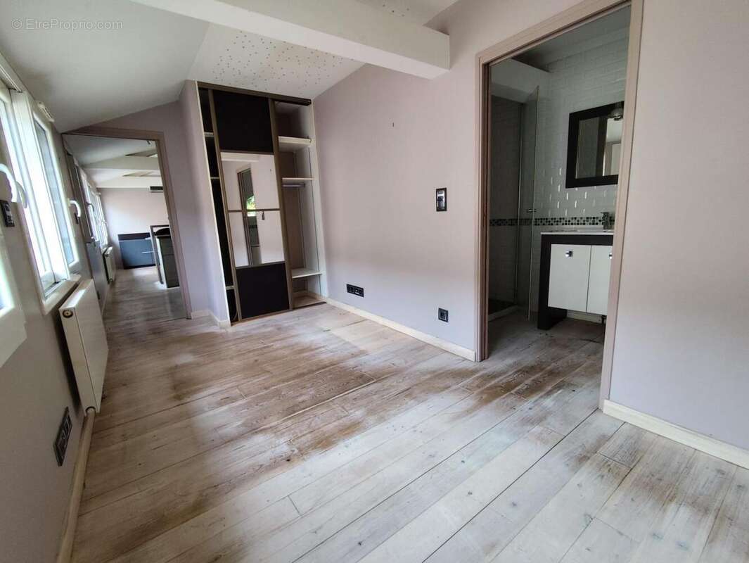 Photo 5 - Appartement à PARAY-LE-MONIAL