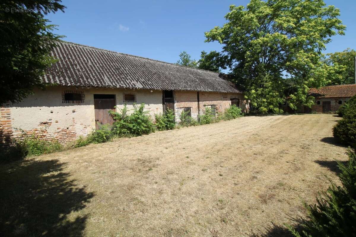 Domaine d'exception avec de grands potentiels à vendre en Bourgogne - photo 33