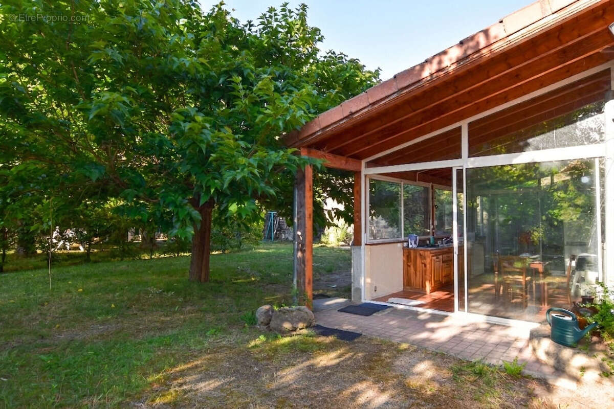 Charmante maison  en pierre F5 avec terrain - photo 2