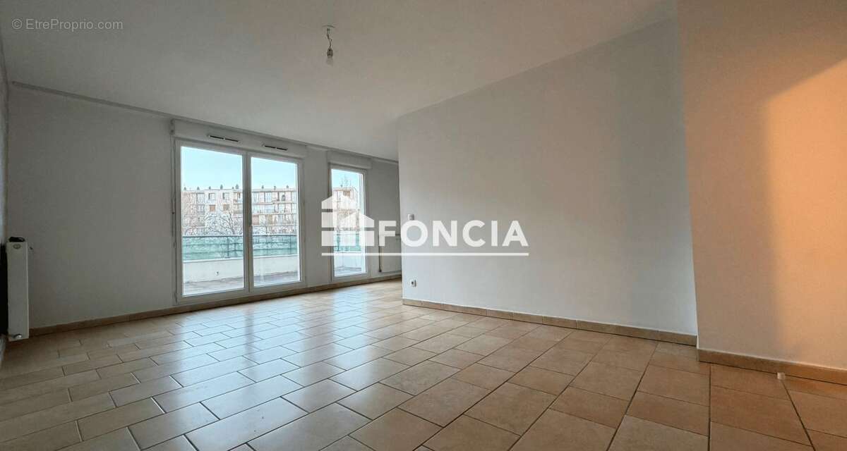 Appartement à ECHIROLLES