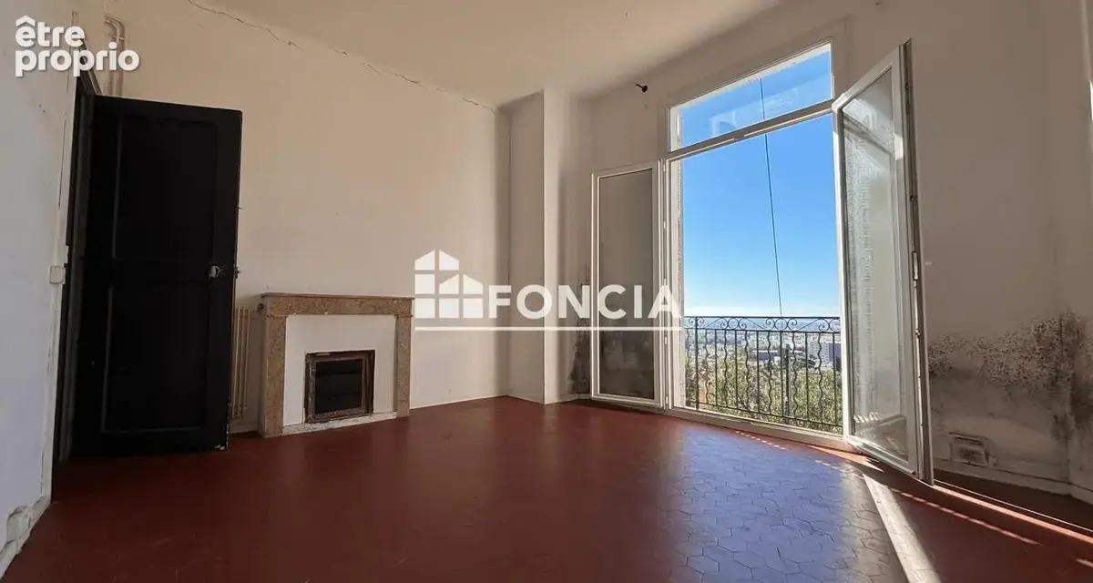 Hyeres centre secteur prisée avec superbe vue mer: haut de villa - photo 6