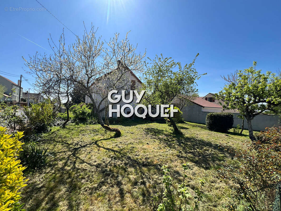 Maison à CIRY-LE-NOBLE