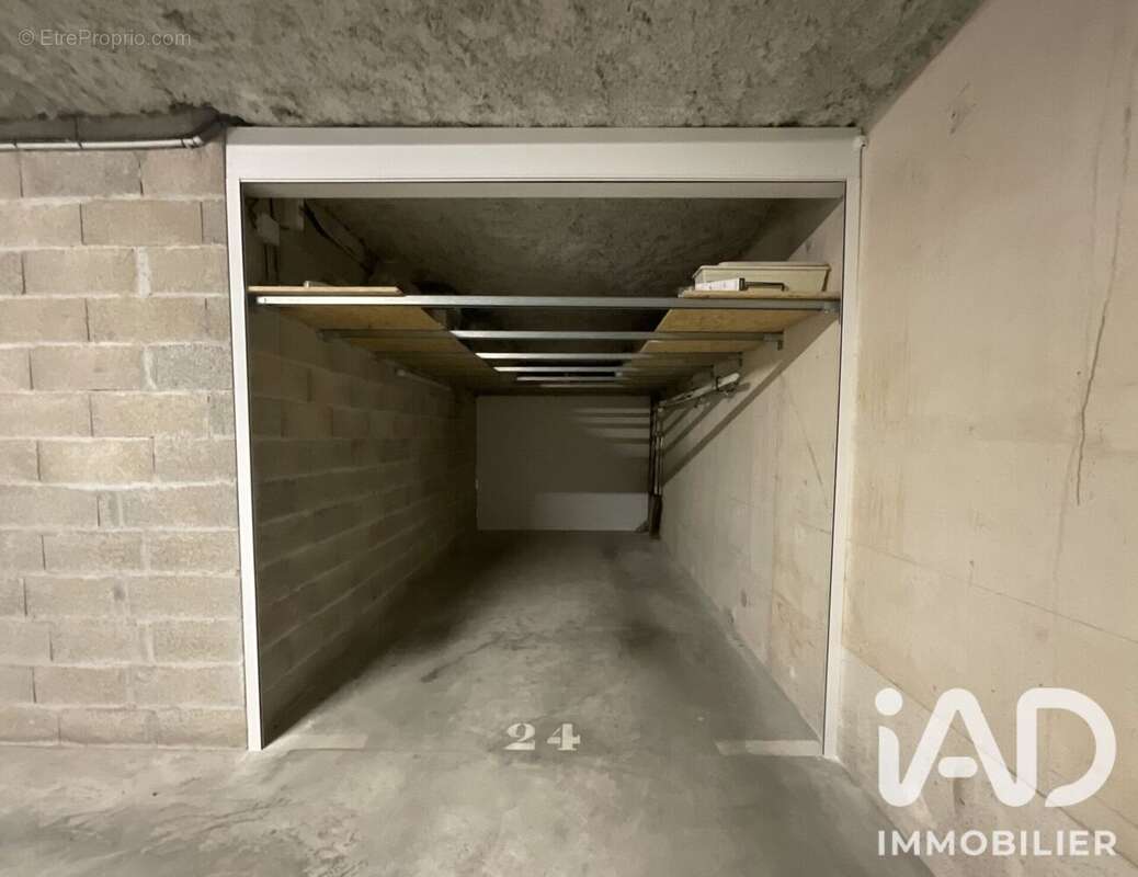 Parking 25 m² à Palavas-Les-Flots  - photo 2