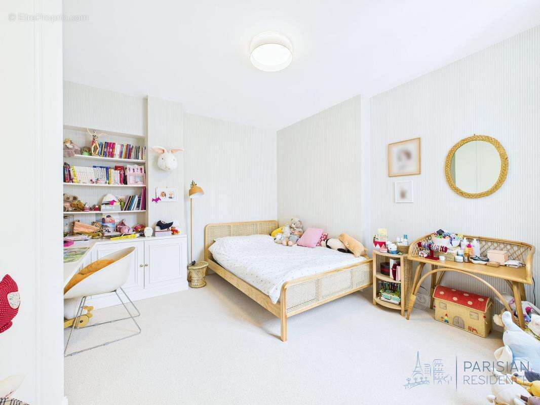 Appartement à PARIS-6E