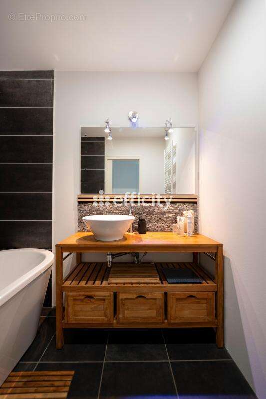 Maison 155 m² à Le Pian-Medoc  - photo 8