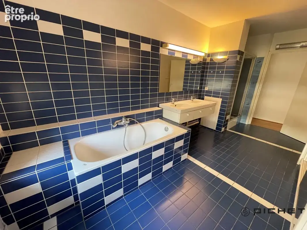 Appartement  T4 centre ville - photo 6