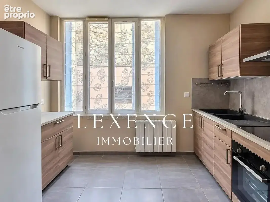 Immeuble de 135m² centre ville Mallemort - photo 16