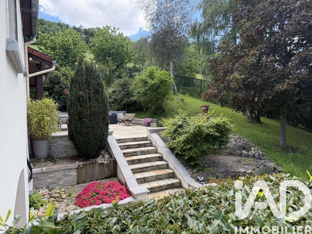 Photo 2 - Maison à SAINT-PRIEST-EN-JAREZ