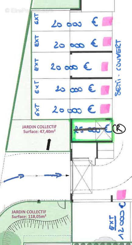 Parking à PEYMEINADE