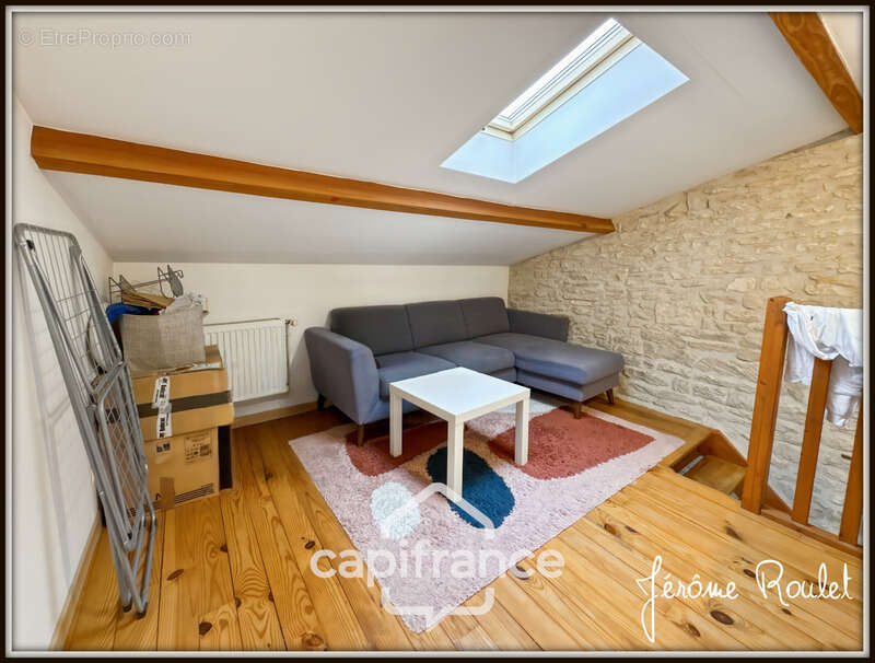 Appartement à NEUVILLE-DE-POITOU