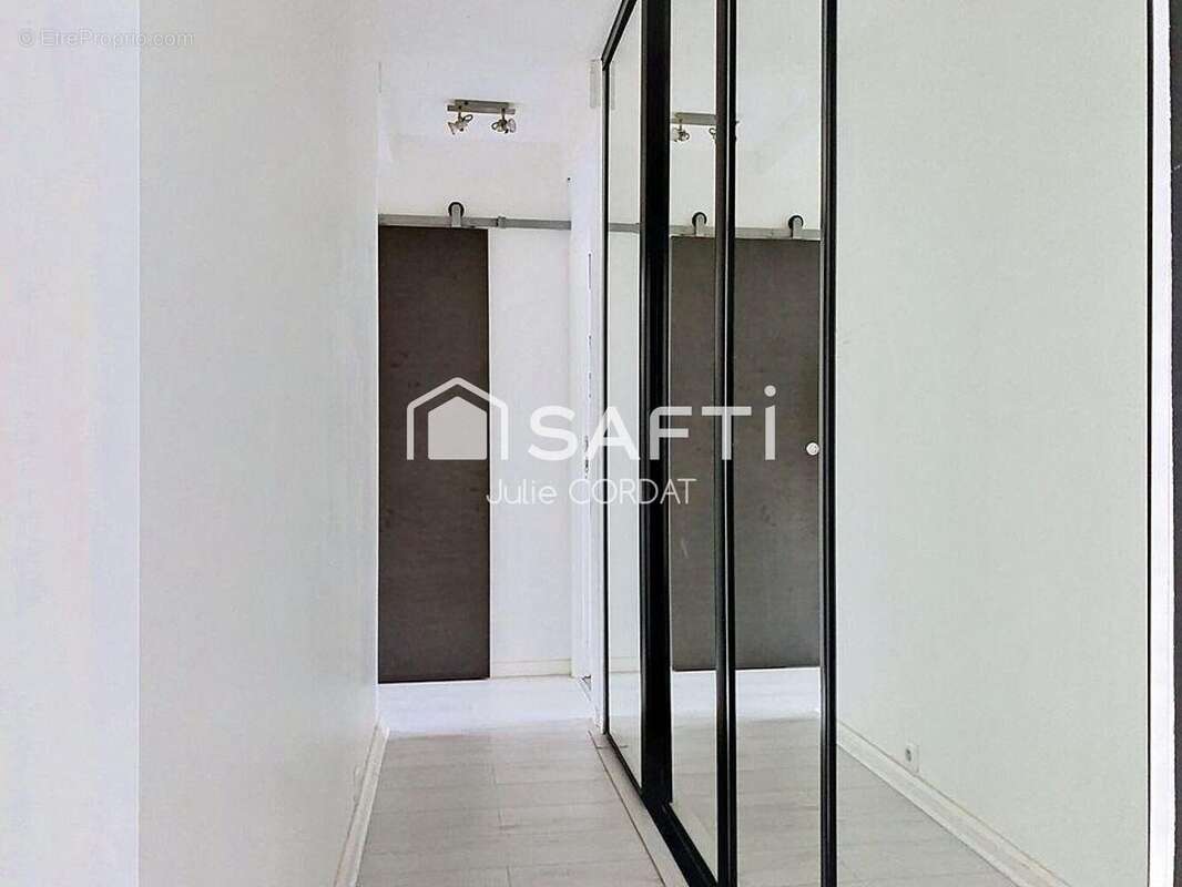 Photo 4 - Appartement à COLOMBES