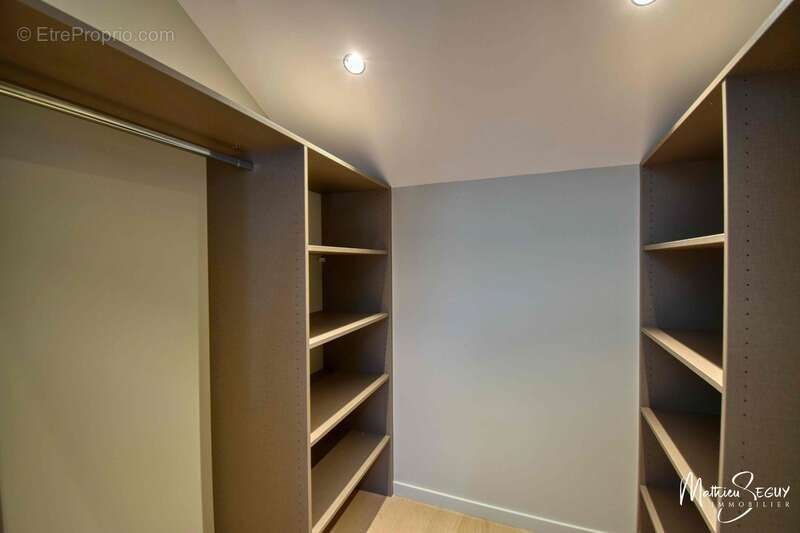 Appartement à CRAPONNE