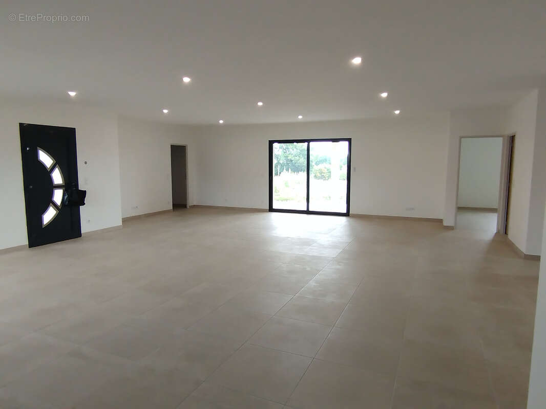 Maison à BELLERIVE-SUR-ALLIER