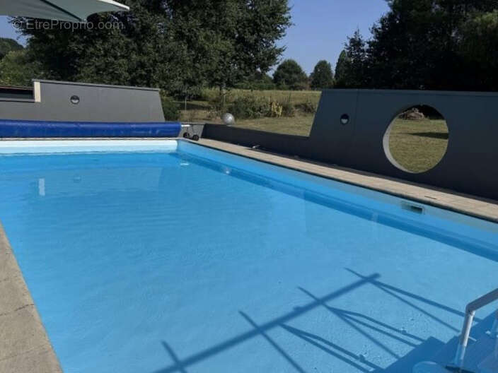 Maison à PRIGONRIEUX