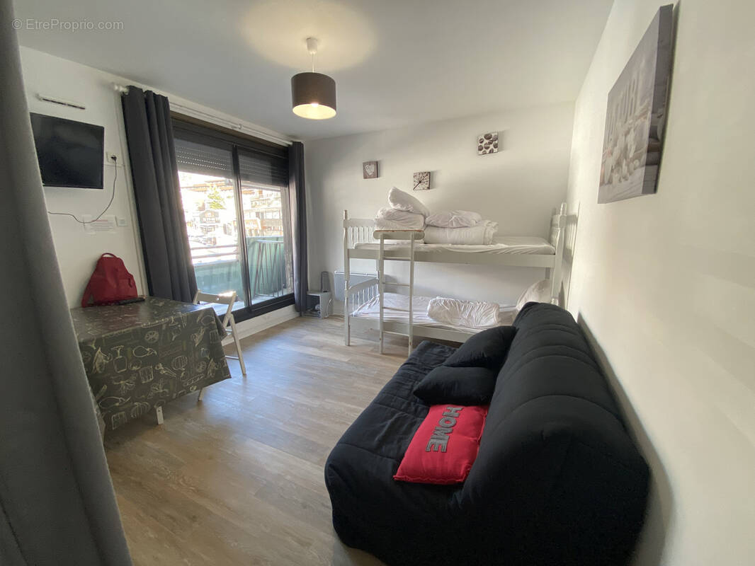 Appartement à COMPAINS