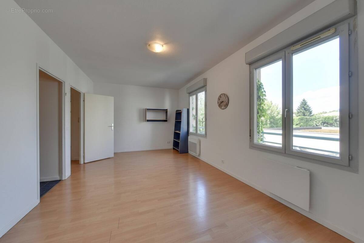 Appartement à FONTAINE