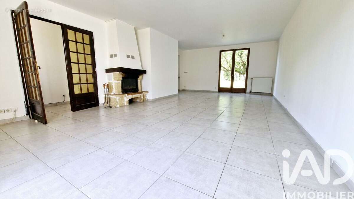 Maison 131 m² à Luce  - photo 3