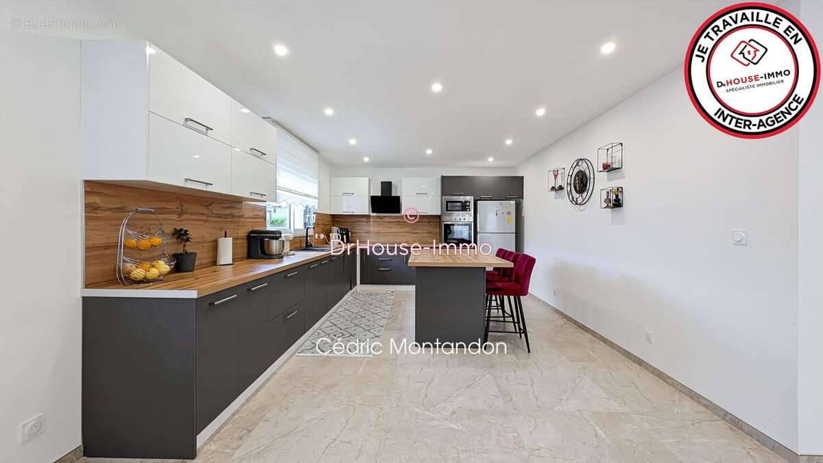 Maison 160 m² à Saint-Aignan-De-Cramesnil  - photo 2