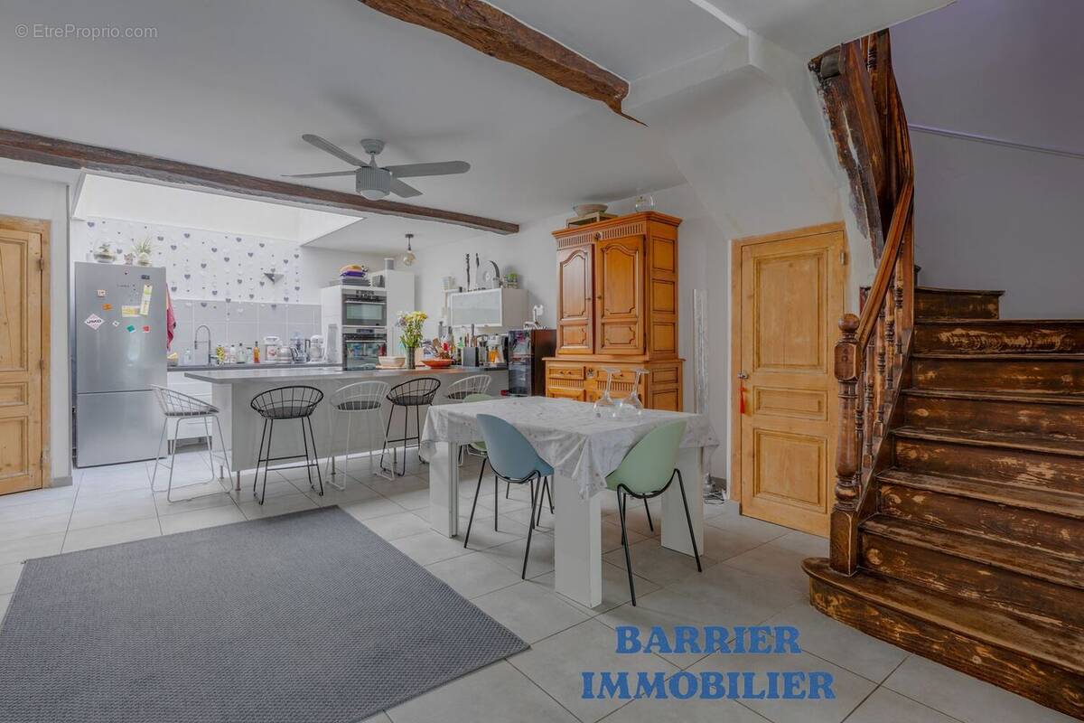 Maison à LA VERPILLIERE