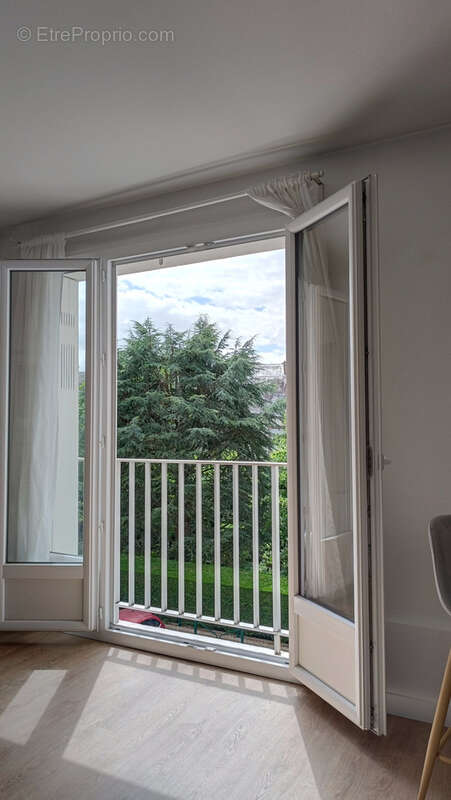 Appartement F2 42 m2   Centre Gare   Parking - photo 4