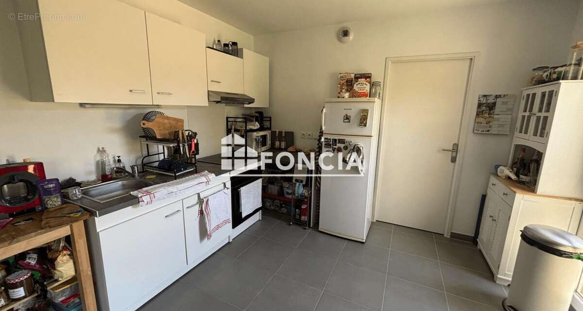  À VENDRE – T3 avec Terrasse et 2 Parking - photo 7