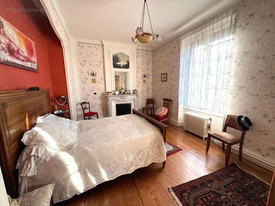 Maison à ROMANS-SUR-ISERE