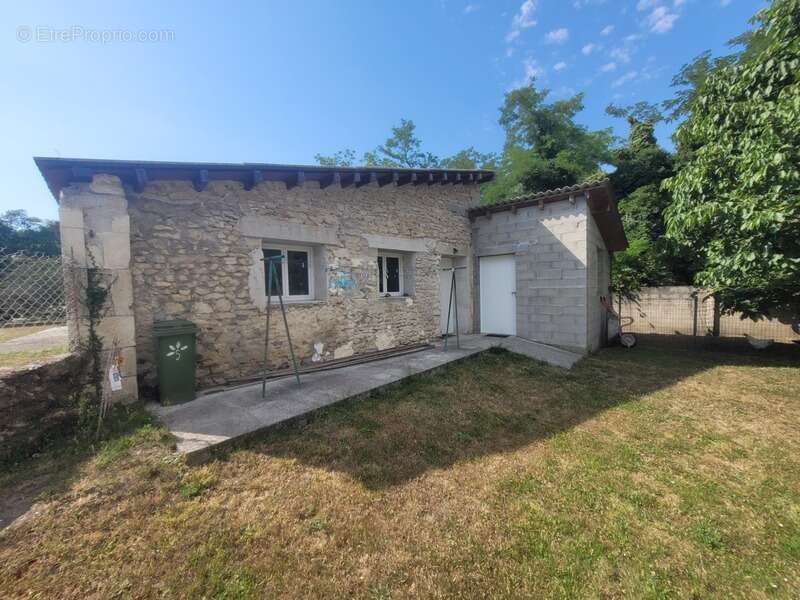 Maison à VERTHEUIL