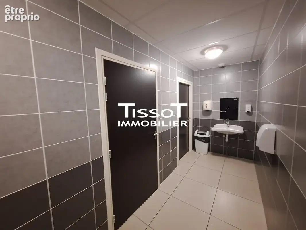 Commerce 50 m² à vendre à Generac (30510) - photo 3