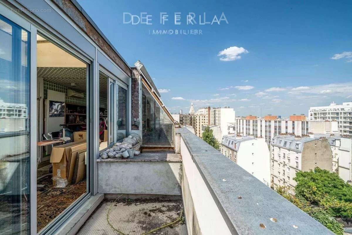 Appartement à PARIS-14E