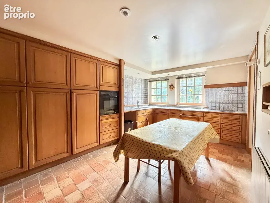 ST REMY L'HONORE - Maison 7p - 202m² - photo 5
