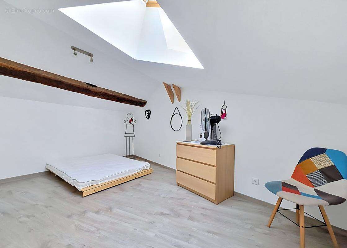 Appartement à HEYRIEUX