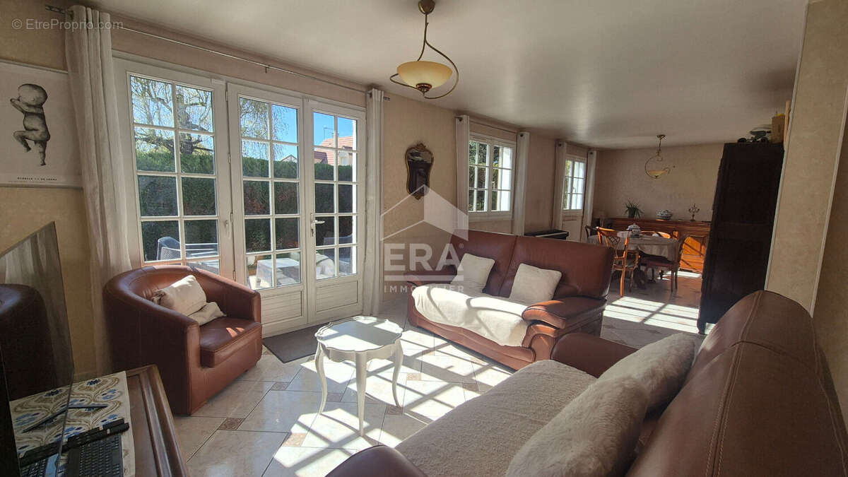 Maison à BRIE-COMTE-ROBERT