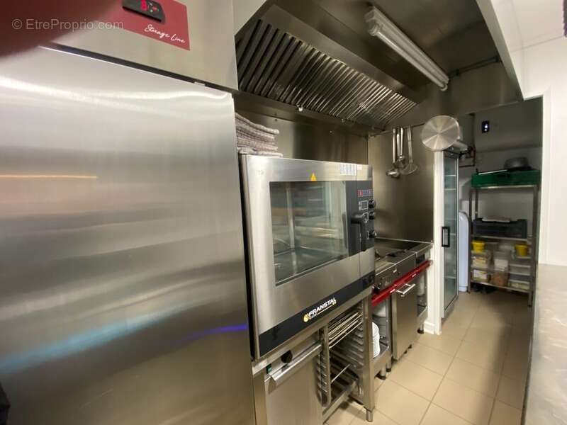 Commerce à SAINT-LAURENT