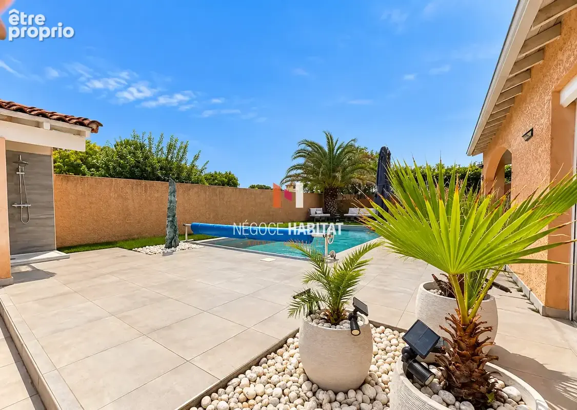 Villa T5 + mezzanine à vendre - Le Crès, terrain de 500 m2 avec piscine - photo 12