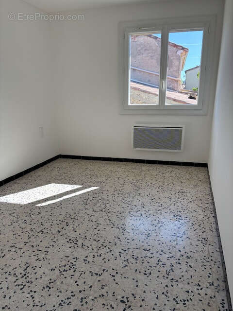 Appartement à SAINT-CHRISTOL-LES-ALES