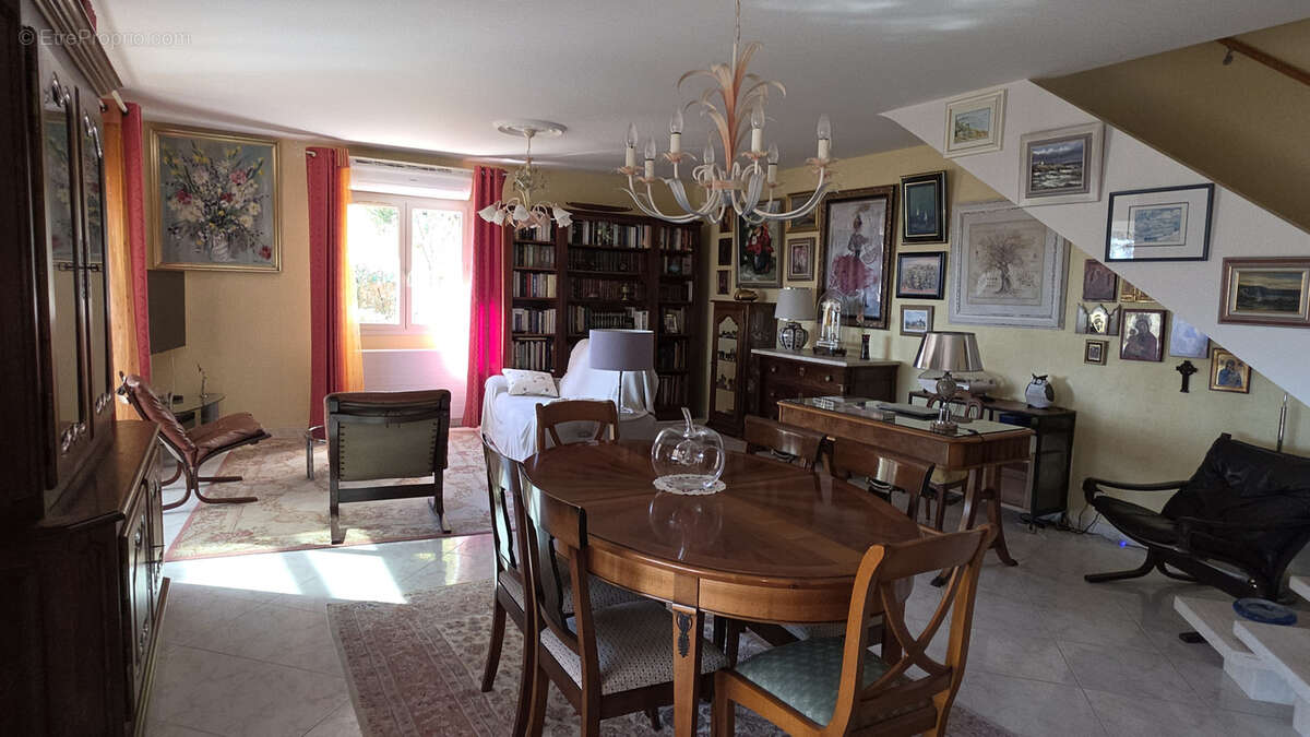 Magnifique maison en viager avec vue spectaculaire sur la rade de Toulon - photo 10