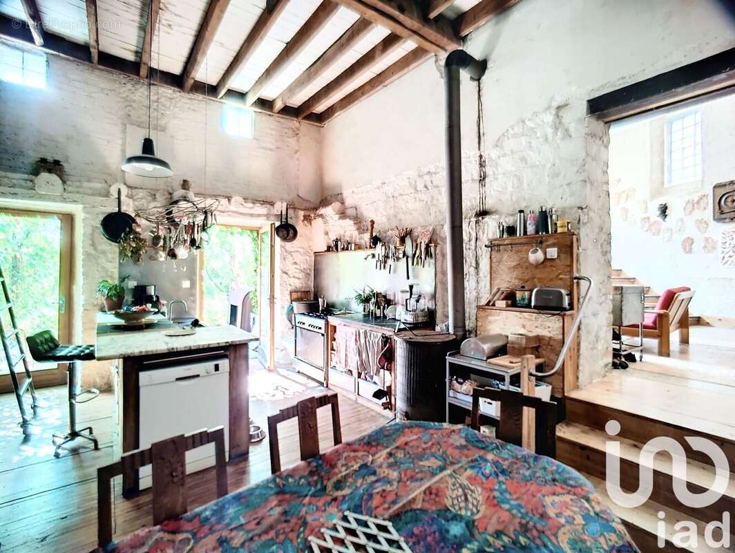 Photo 4 - Appartement à SAINT-ETIENNE