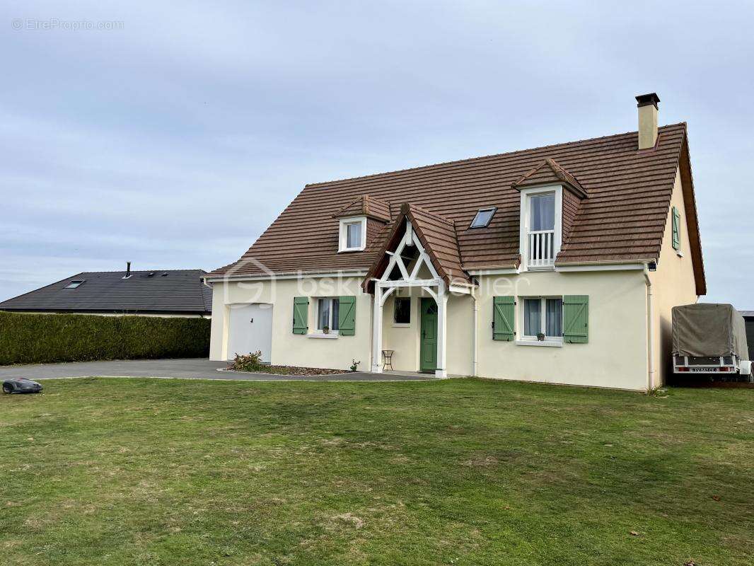 Maison à LE THUIT-SIGNOL