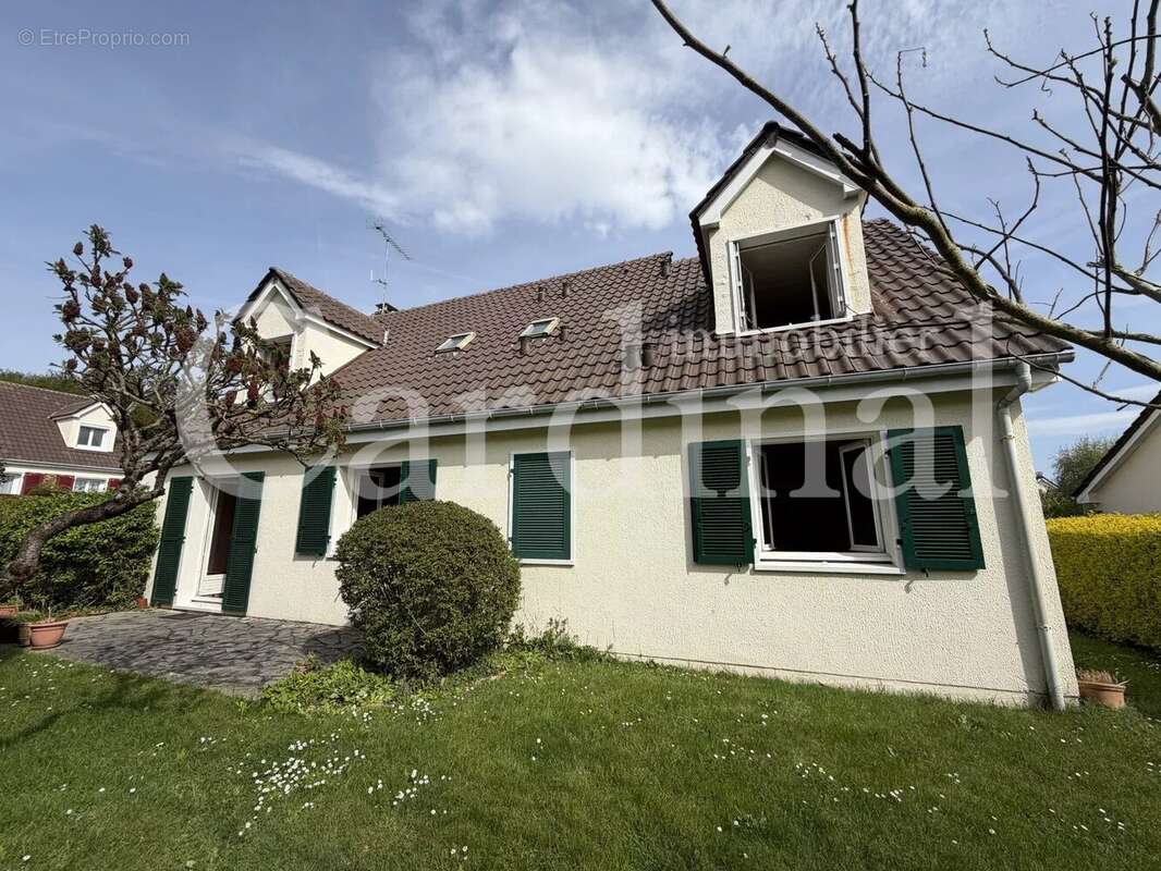 Maison à NOISY-LE-ROI