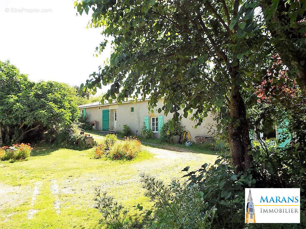 Maison à CHAILLE-LES-MARAIS